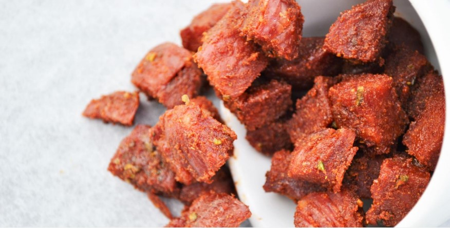 Protein rich meat snacks