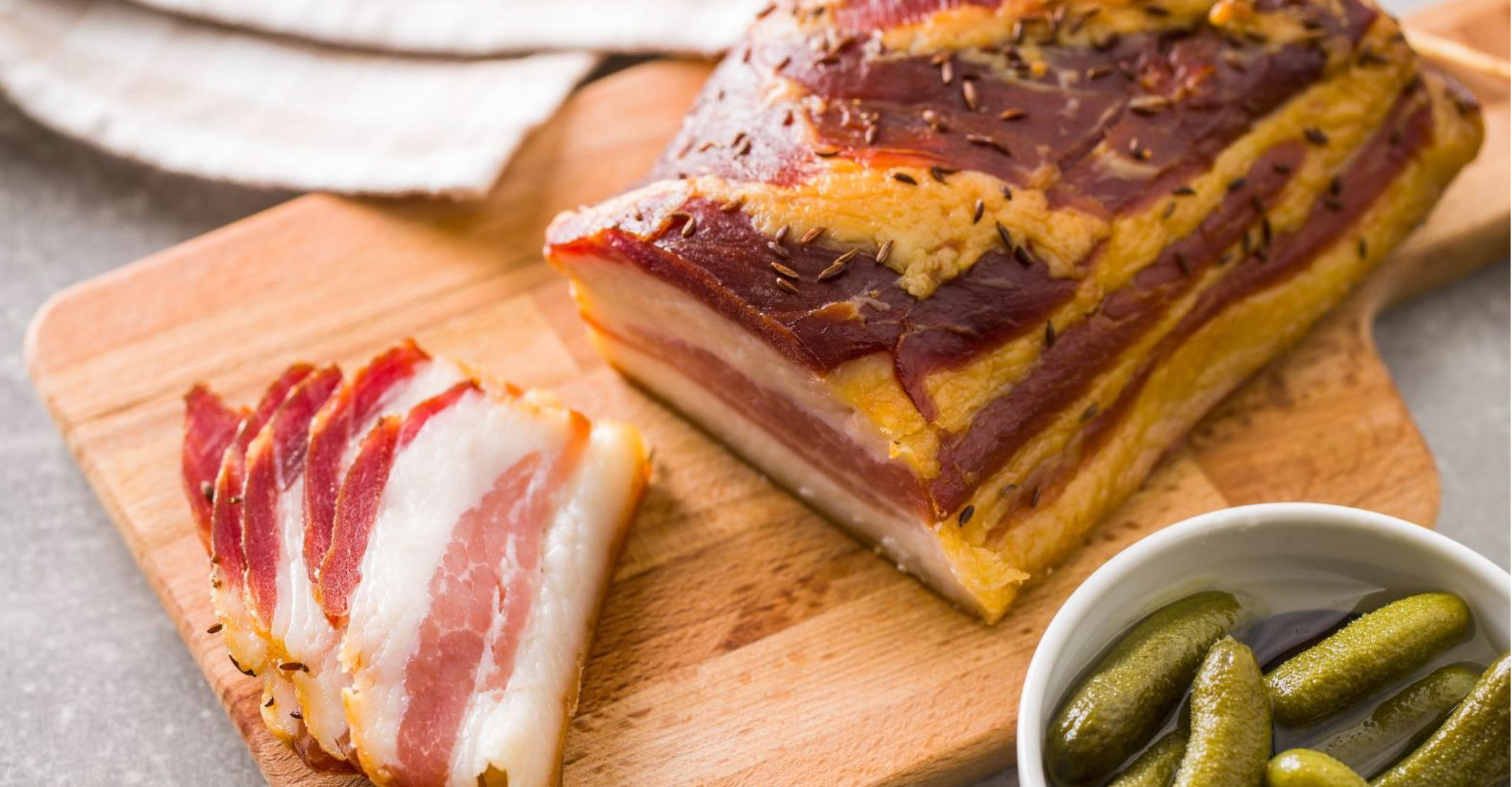 Juniper and garlic smoked bacon