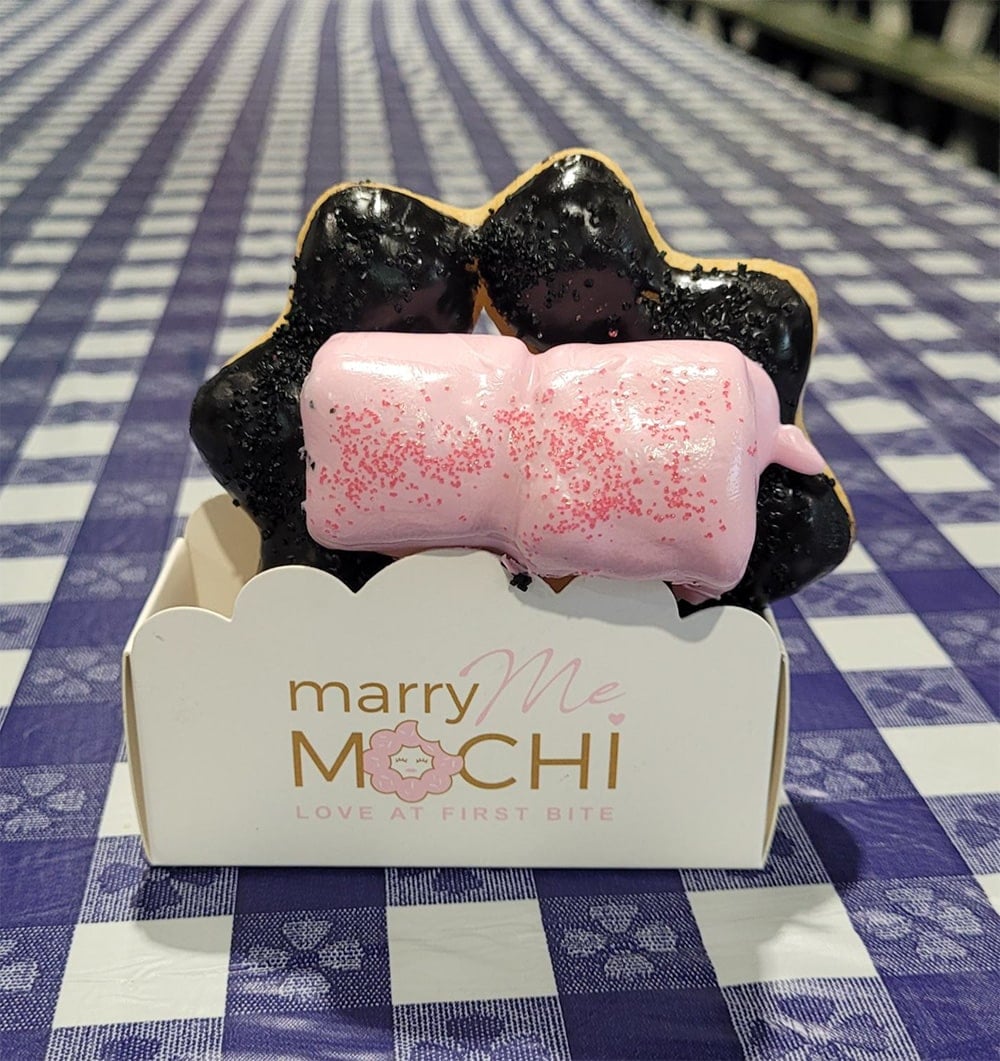 Marry Me Mochi